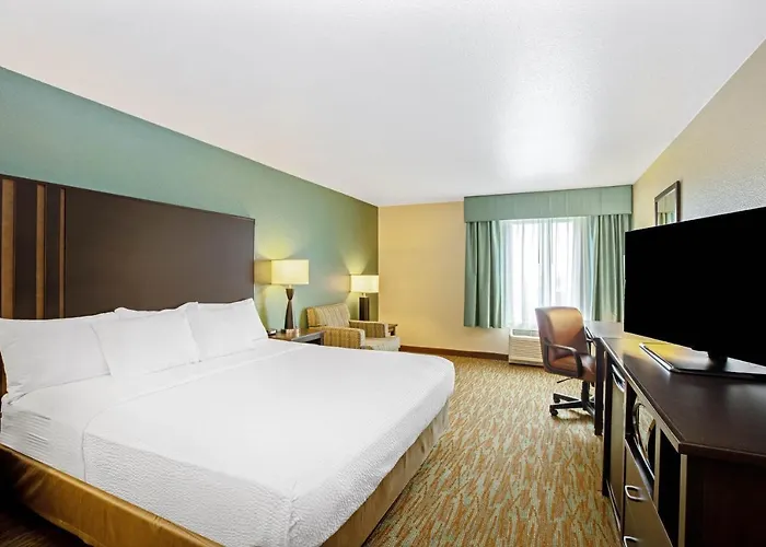 La Quinta By Wyndham Hotel